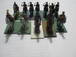 MinatureToy Soldiers- Spanish on Horses 8 pieces